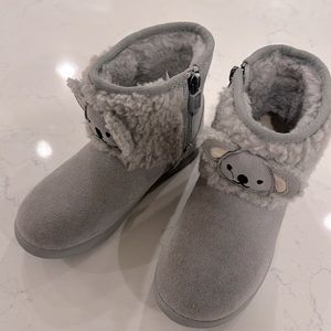 Ugg Koala Toddler Boy Boots in Grey / Size 11